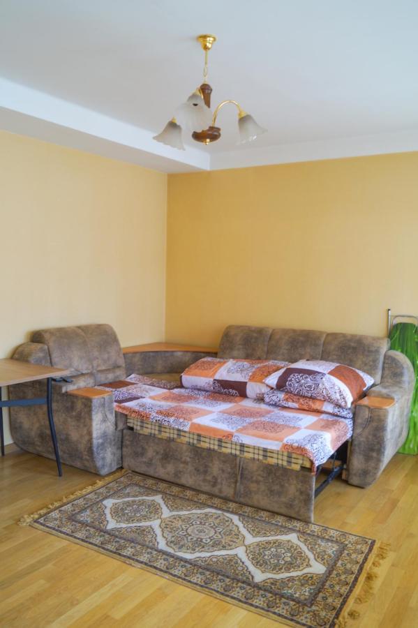 большая васильковская 136 Apartment *